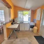 Maison Authentique: Plage, Commerces Et Jardin Cloture - Fr-1-364-33 펜션