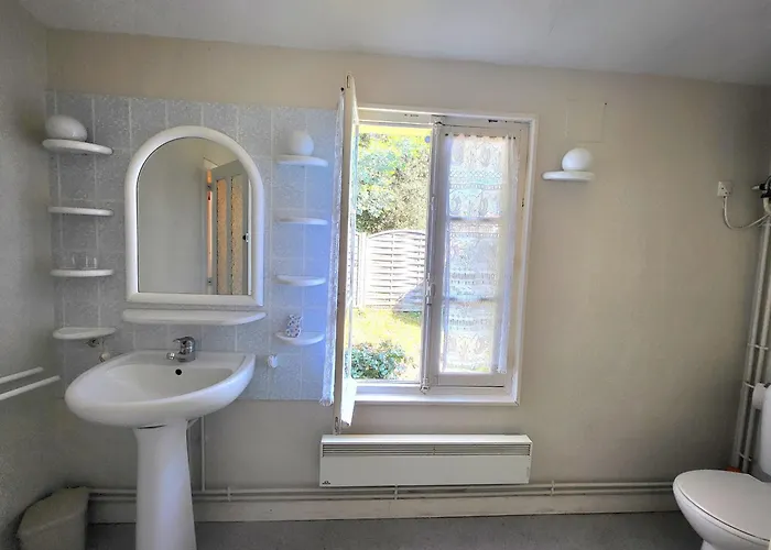 Maison Authentique: Plage, Commerces Et Jardin Clôturé - Fr-1-364-33 Casa vacanze Saint-Brévin-les-Pins