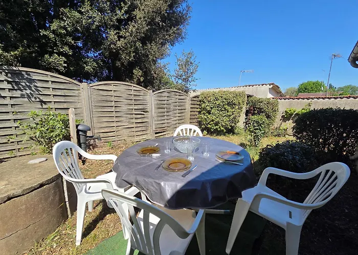 Maison Authentique: Plage, Commerces Et Jardin Clôturé - Fr-1-364-33 Casa vacanze *