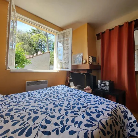 Maison Authentique: Plage, Commerces Et Jardin Cloture - Fr-1-364-33