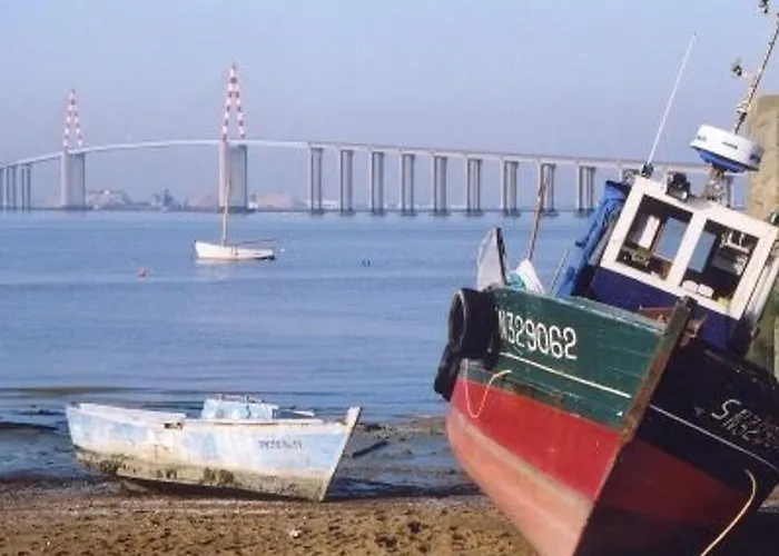 Maison Authentique: Plage, Commerces Et Jardin Cloture - Fr-1-364-33 Дом отдыха *